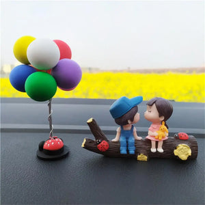 Lovely Boy Girl Couple Car Decoration Cute Kissing Couple Action Figure Auto Dashboard Car Interior Decoration Birthday Gift