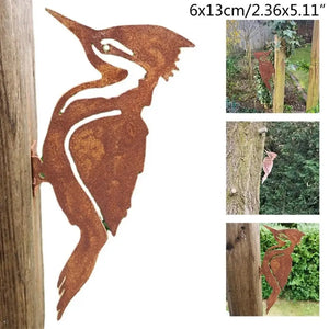 Elegant Garden Stake Design Pileated Bird Rusty Metal Silhouette Yard Bird Decor Silhouette Lawn Tree Metal Decoration Rust