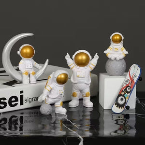 1set Astronaut Figure Statue Figurine Spaceman Sculpture Educational Toy Desktop Home Decoration Astronaut Model For Kids Gift