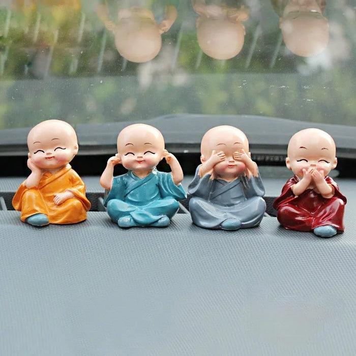 4Pcs Resin Crafts Gift Lovely Little Monk Sculptures Cute Monks Buddha Statues Creative Buddha Dolls Table Car Decoration